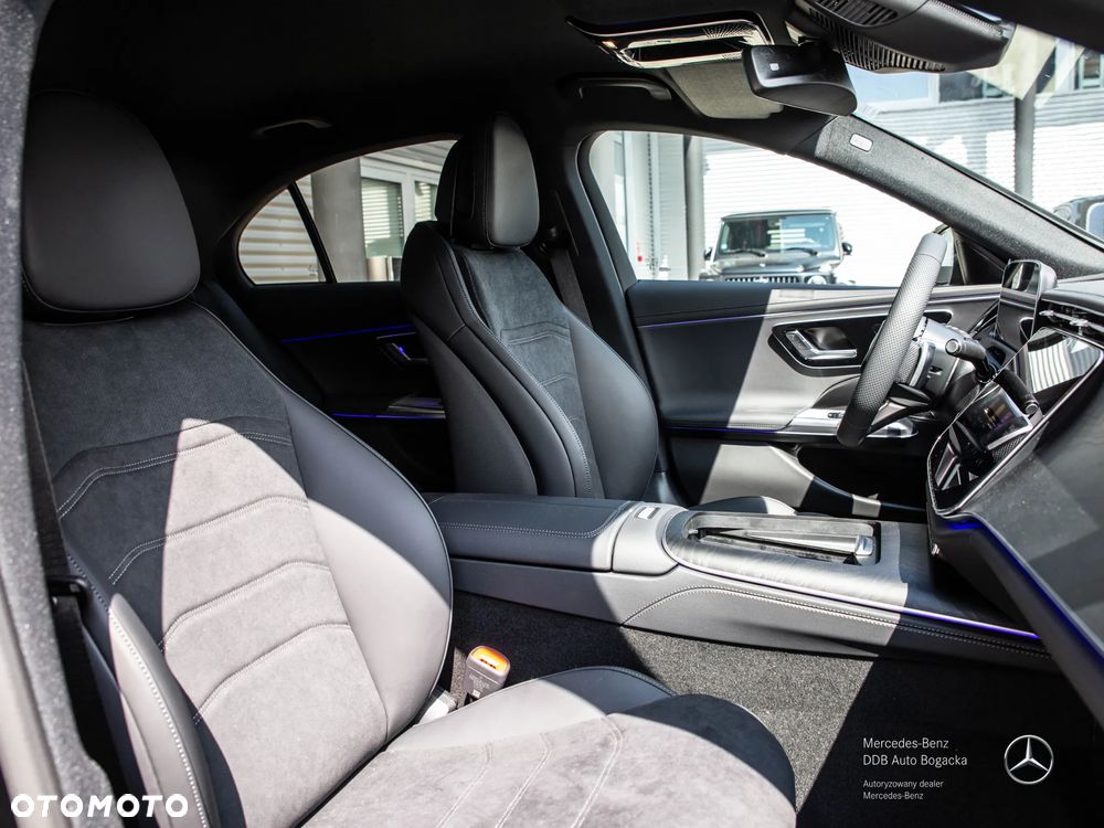 Mercedes-Benz Klasa E 220 d mHEV 4-Matic AMG 9G-Tronic - 7