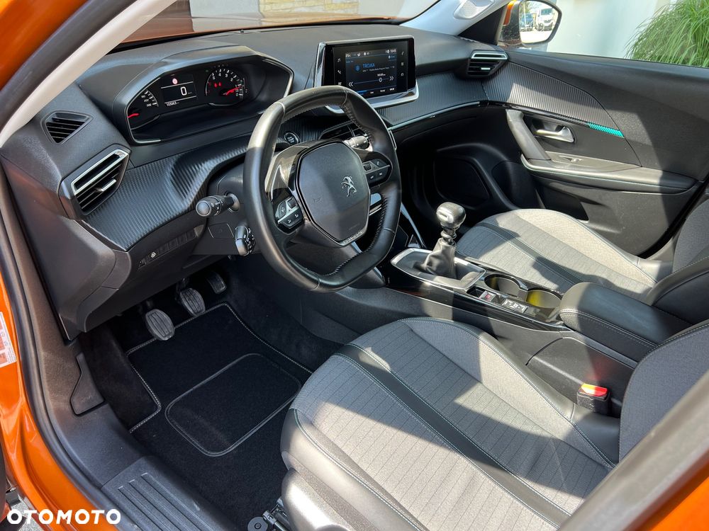 Peugeot 2008 PureTech 100 Allure - 10