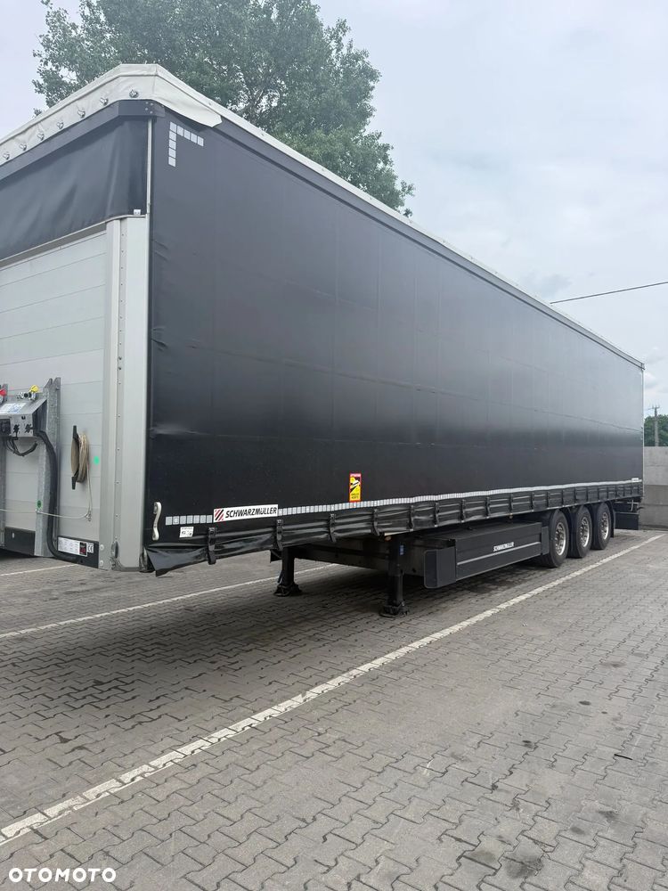 Schwarzmuller PowerLine Megatrailer - 1