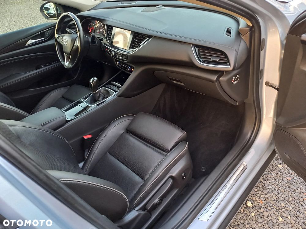 Opel Insignia 2.0 CDTI Innovation S&S - 26
