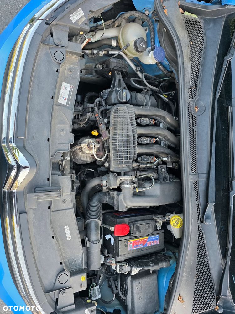 Citroën C3 Pure Tech 82 SHINE - 28