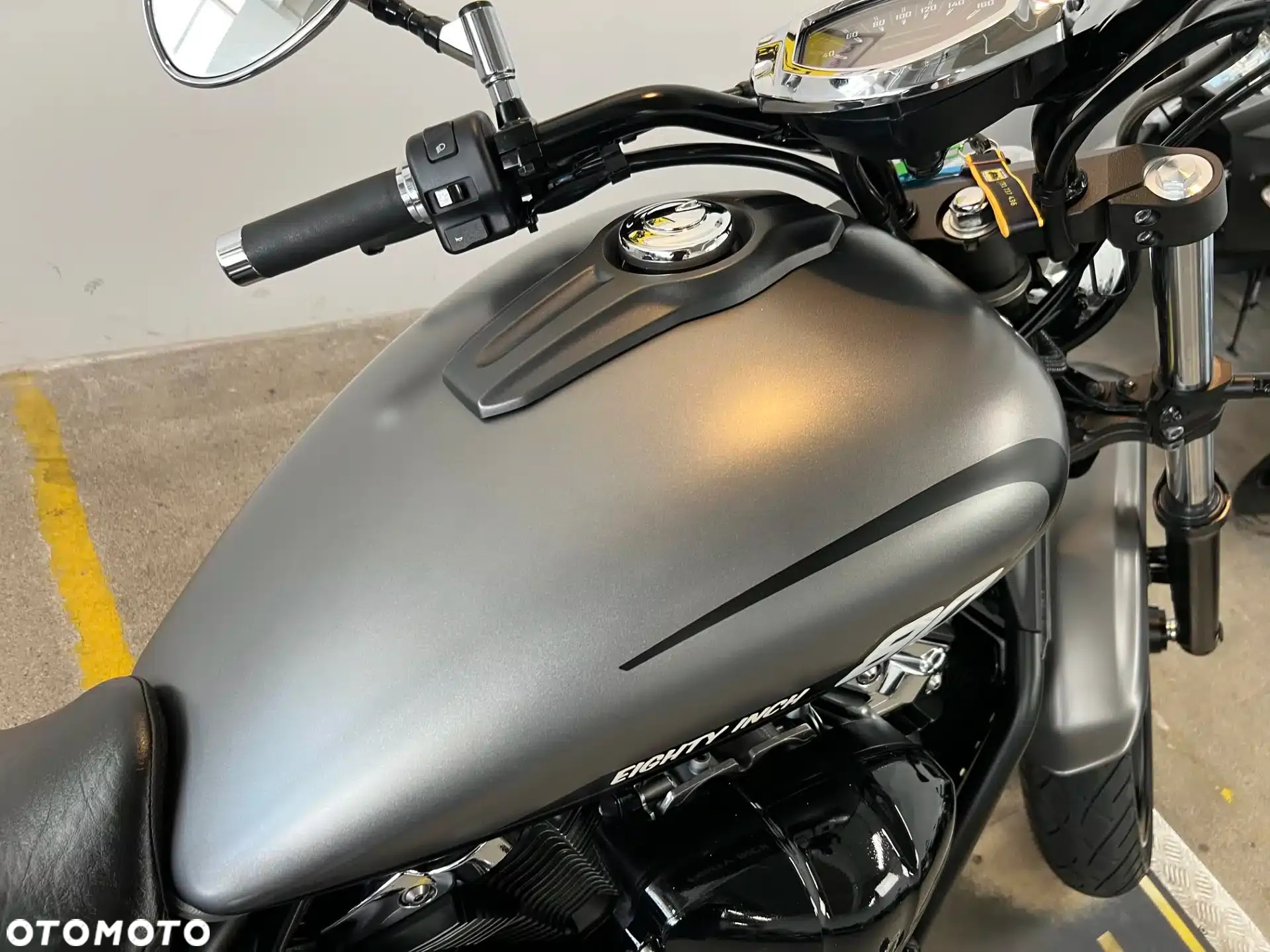 Yamaha XVS - 17