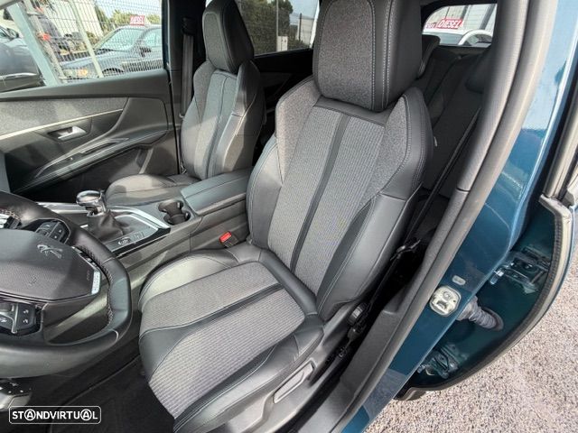 Peugeot 5008 1.5 BlueHDi Allure - 16