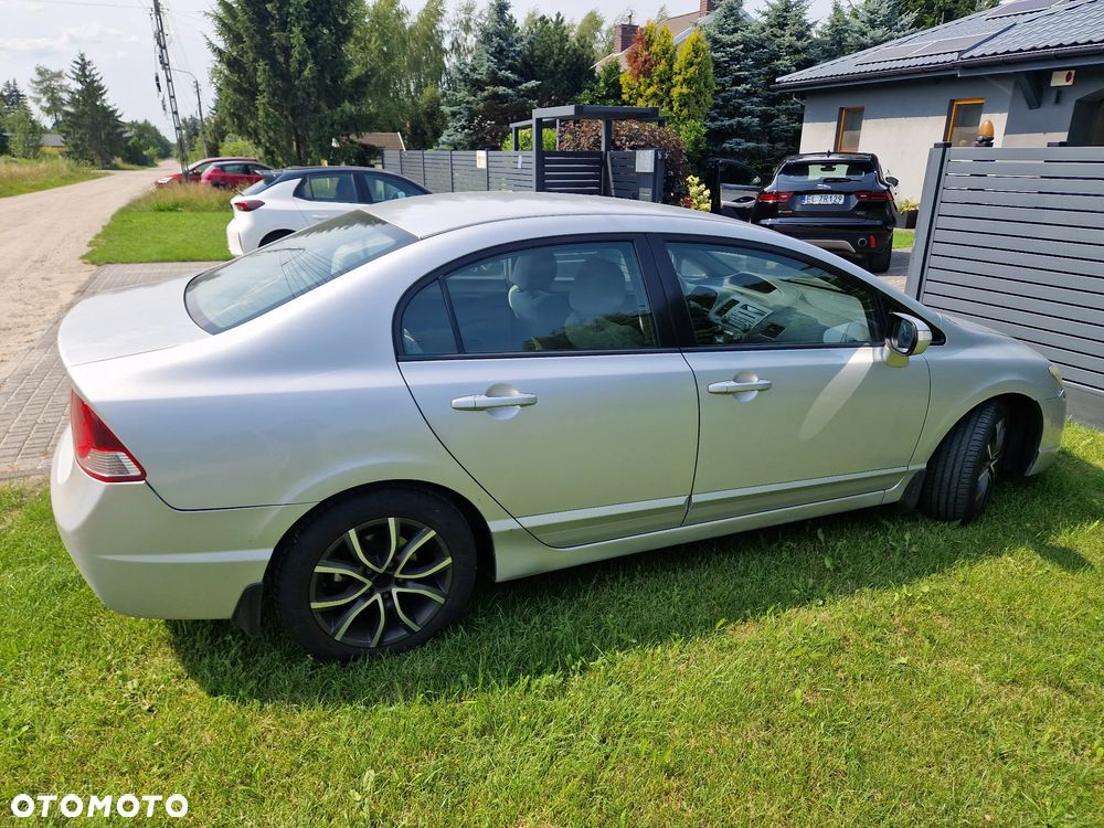 Honda Civic 1.8 Comfort - 4