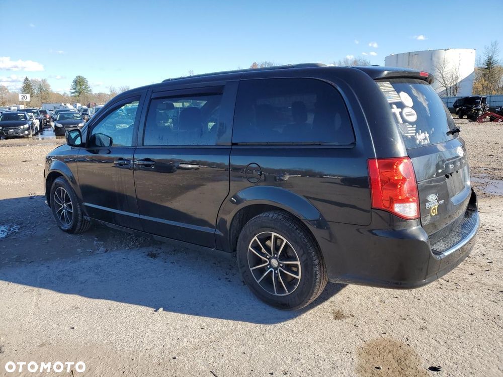 Dodge Grand Caravan 3.6 R/T - 24
