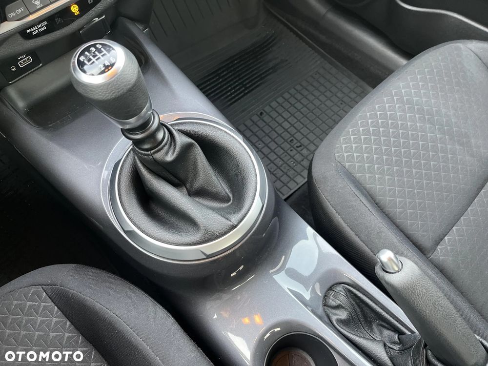 Nissan Juke 1.0 DIG-T Acenta - 16