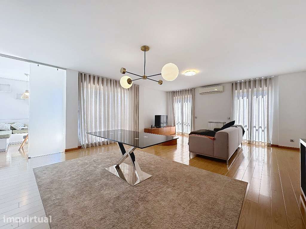 Apartamento T3 com 2Aparcamento, Quinta da Portela - Grande imagem: 2/18