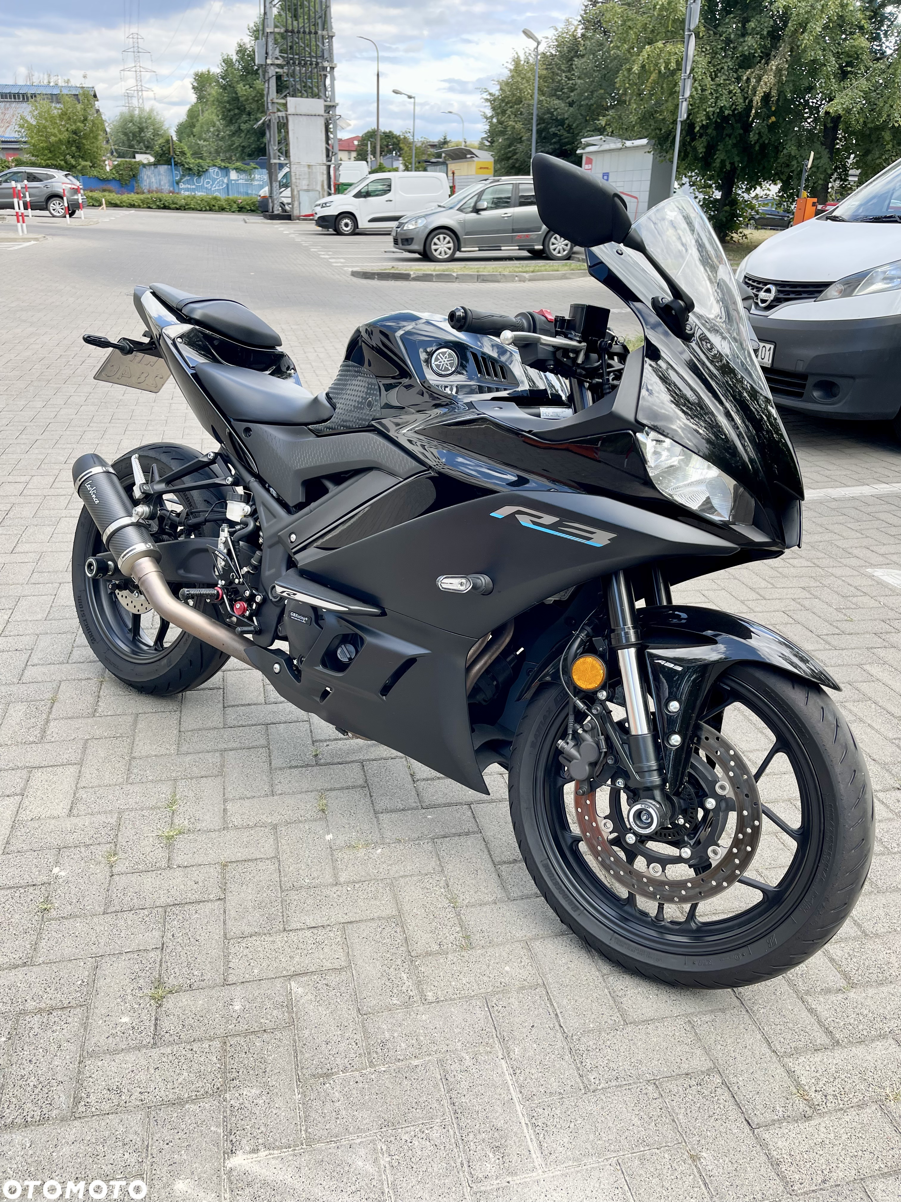 Yamaha R3 - 3