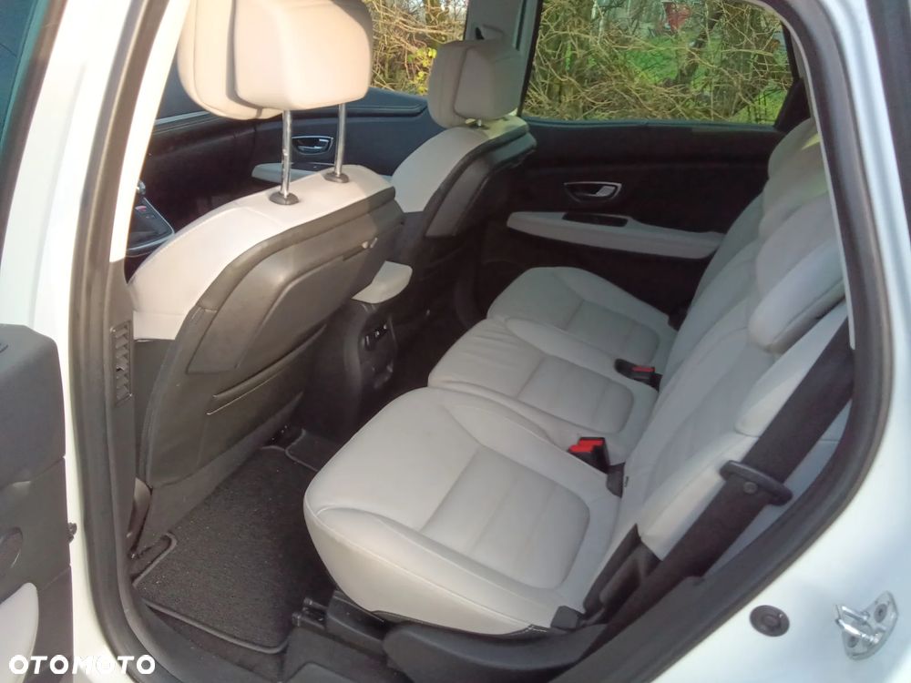 Renault Scenic Energy TCe 130 S&S Bose Edition - 10