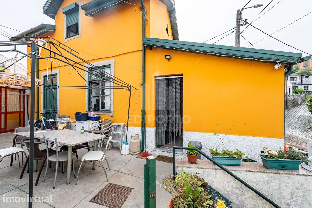 Moradia T4 com jardim em Oliveira do Douro- Vila Nova de Gaia - Grande imagem: 3/26