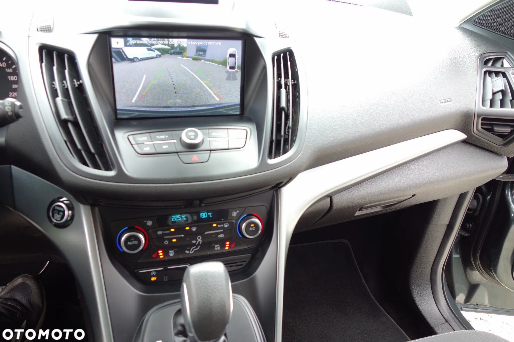 Ford Kuga 2.0 TDCi FWD Trend - 11