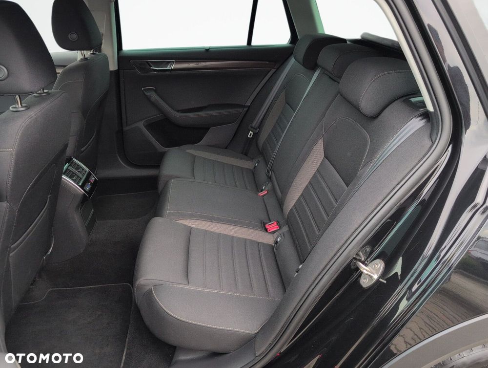 Skoda Superb 2.0 TSI 4x4 Scout DSG - 14