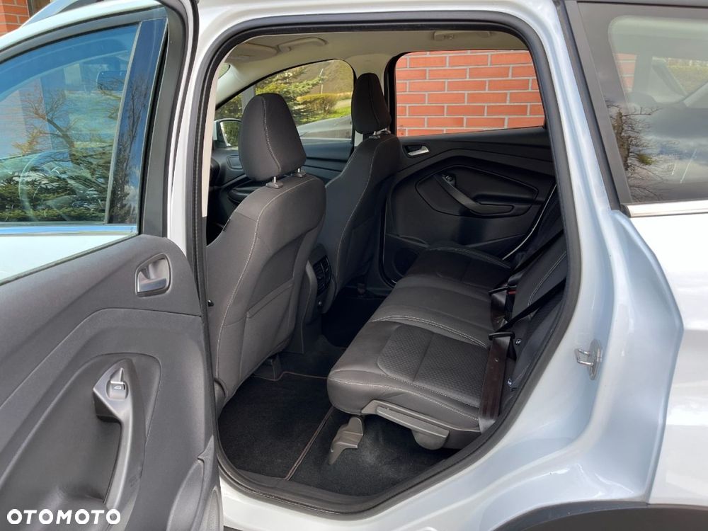 Ford Kuga 2.0 TDCi FWD Trend - 23