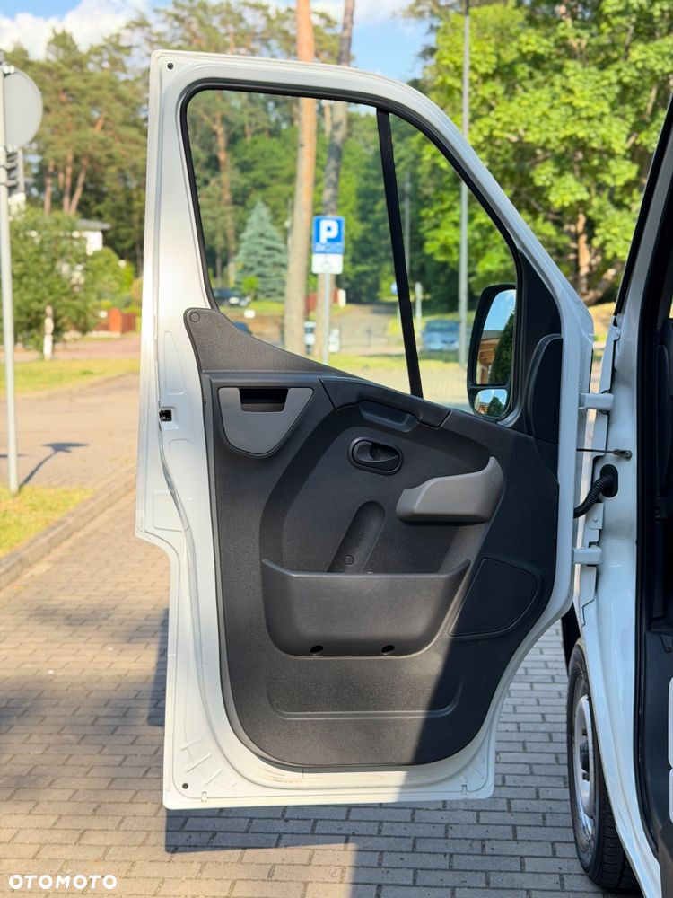 Renault Master - 18