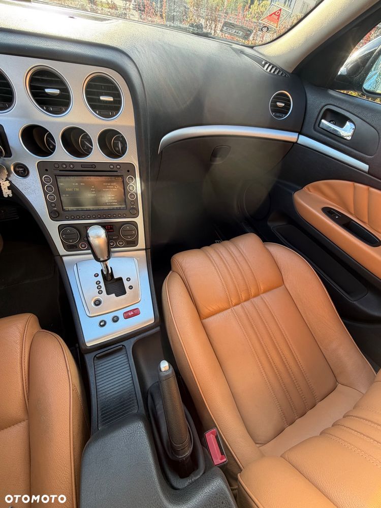 Alfa Romeo 159 2.4 JTDM 20V DPF Automatik - 12