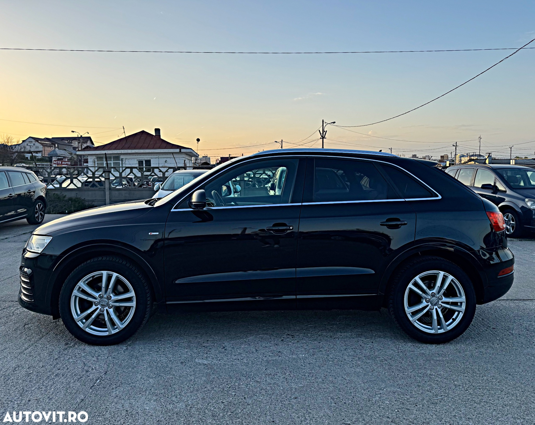 Audi Q3 2.0 35 TDI S tronic - 8