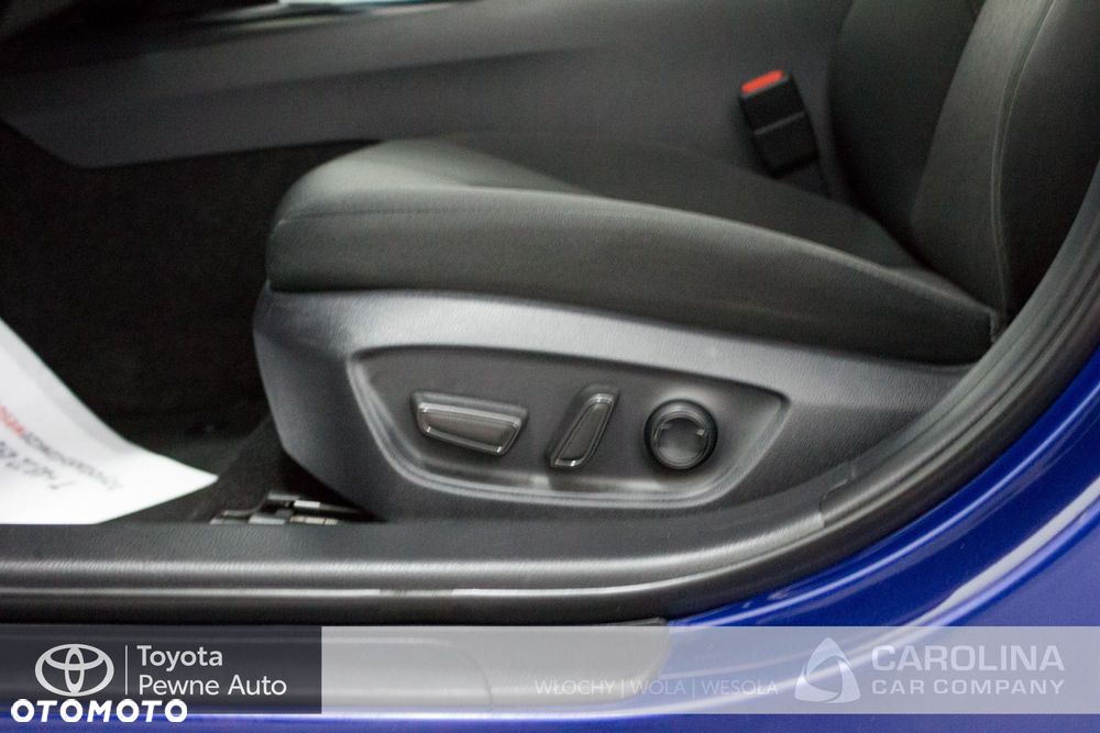 Toyota Camry - 11