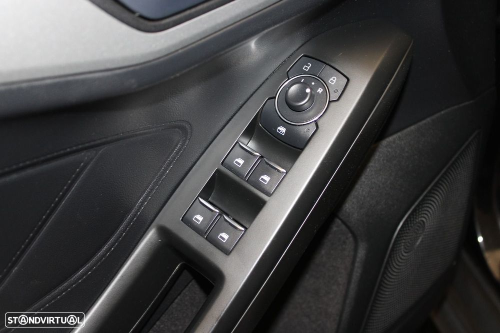 Ford Focus SW 1.0 EcoBoost Active - 25