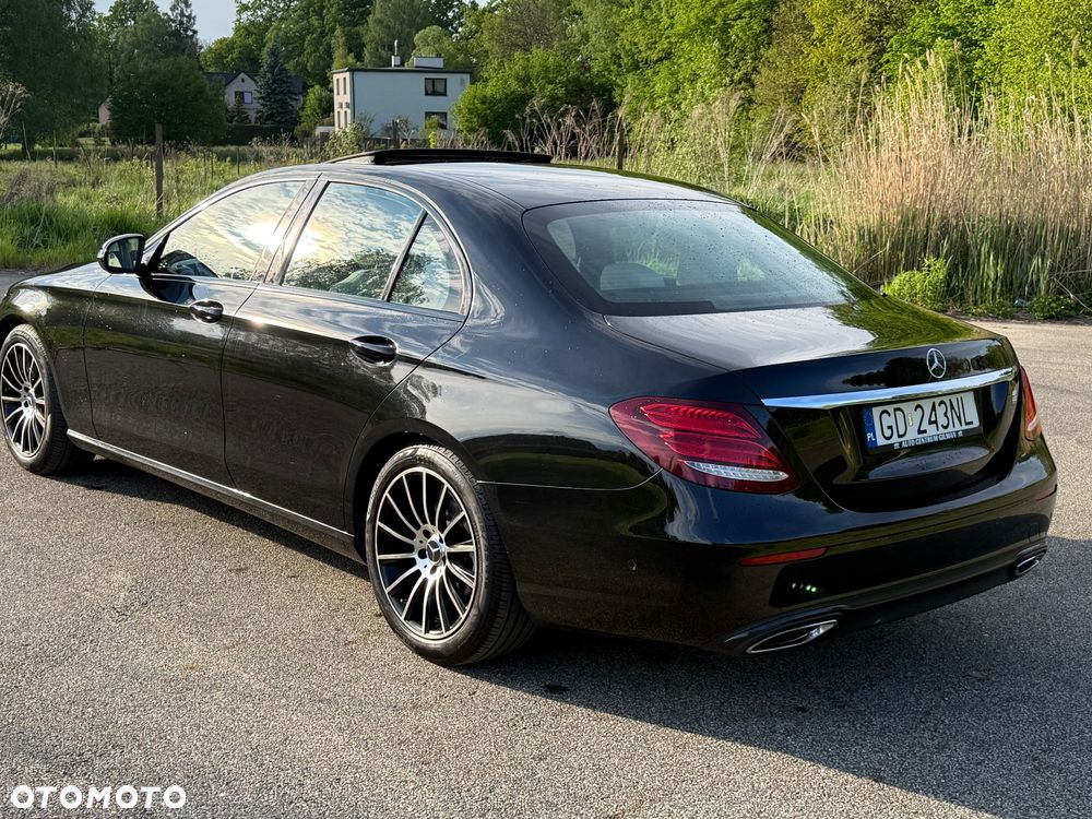 Mercedes-Benz Klasa E 200 CGI BlueEFFICIENCY Automatik Avantgarde - 16