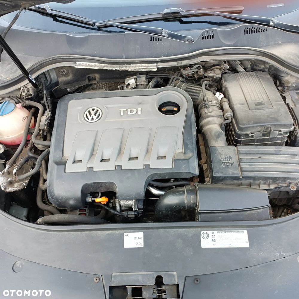 Volkswagen Passat 2.0 TDI Comfortline - 15