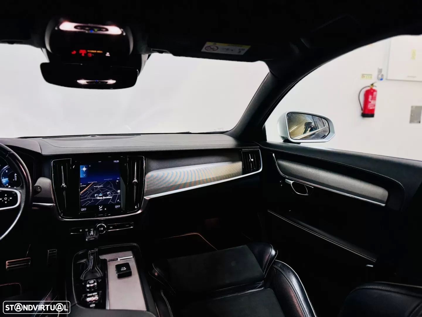 Volvo V90 2.0 D4 R-Design Geartronic - 28