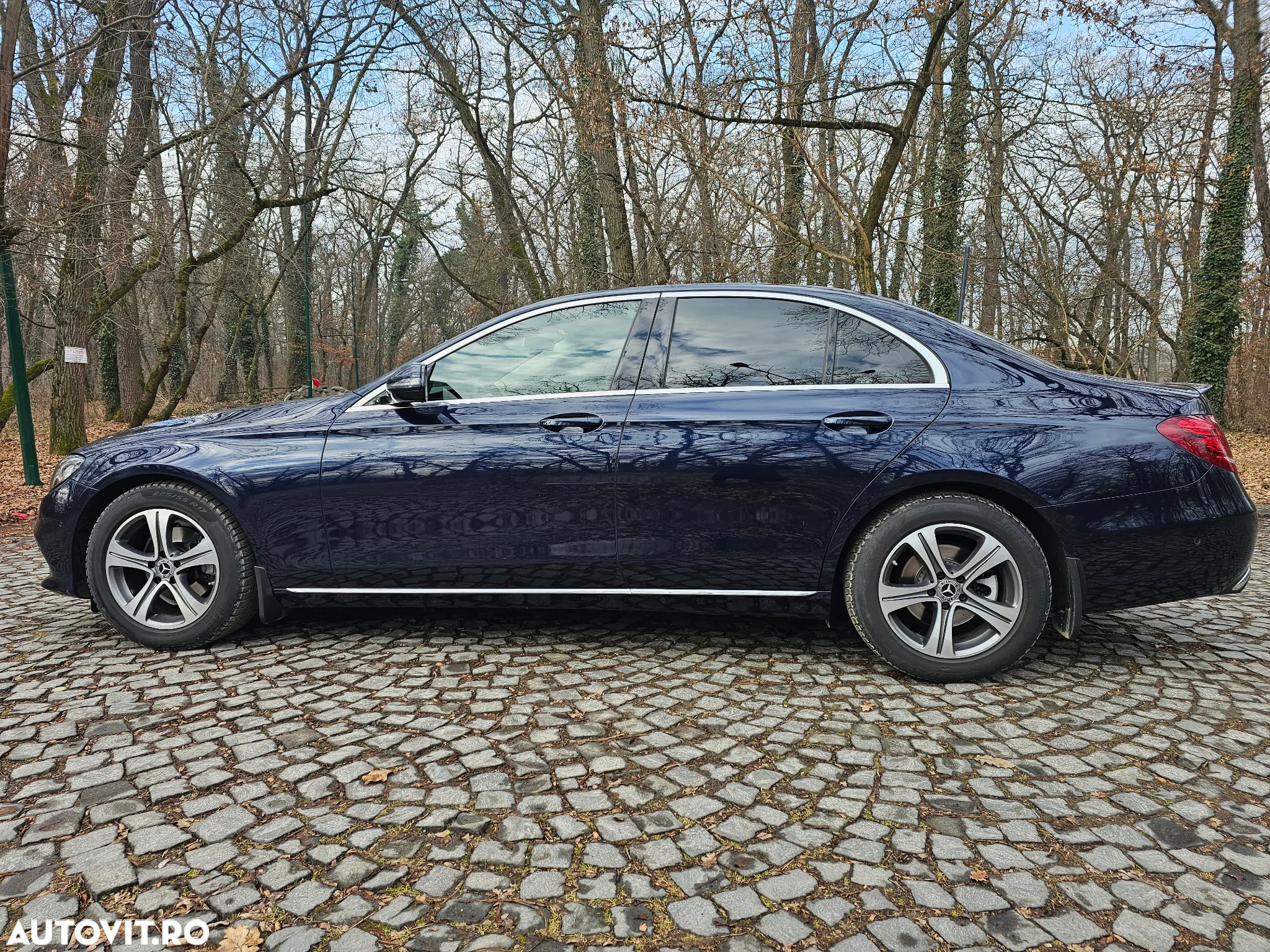 Mercedes-Benz E 200 d 9G-TRONIC Avantgarde - 13