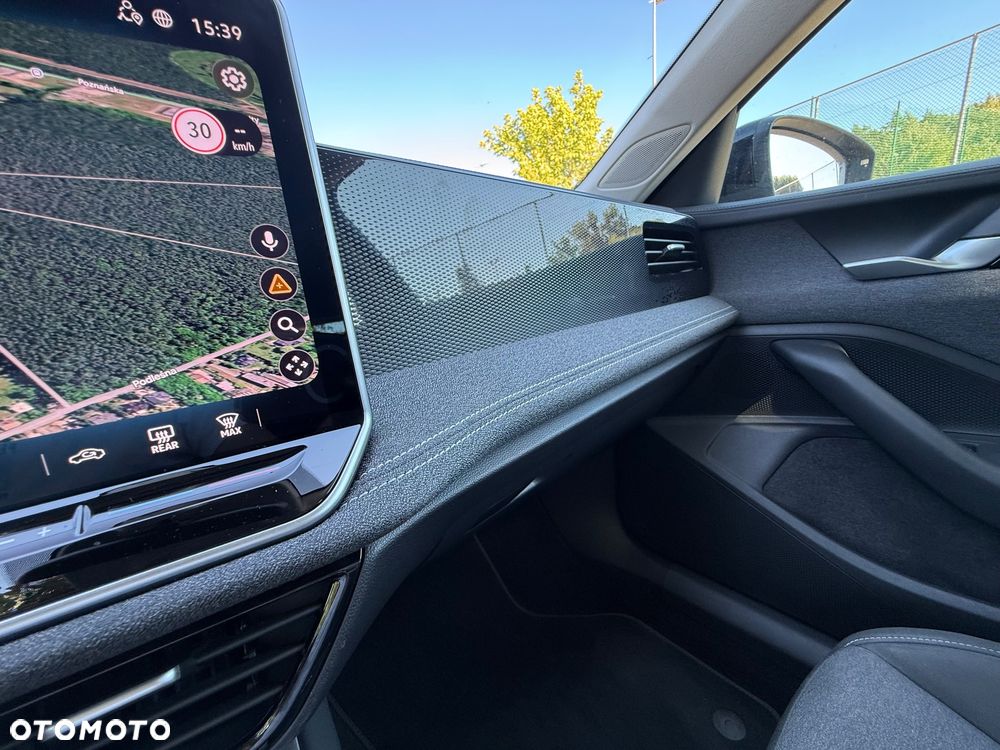 Volkswagen Passat 1.5 TSI OPF DSG - 13