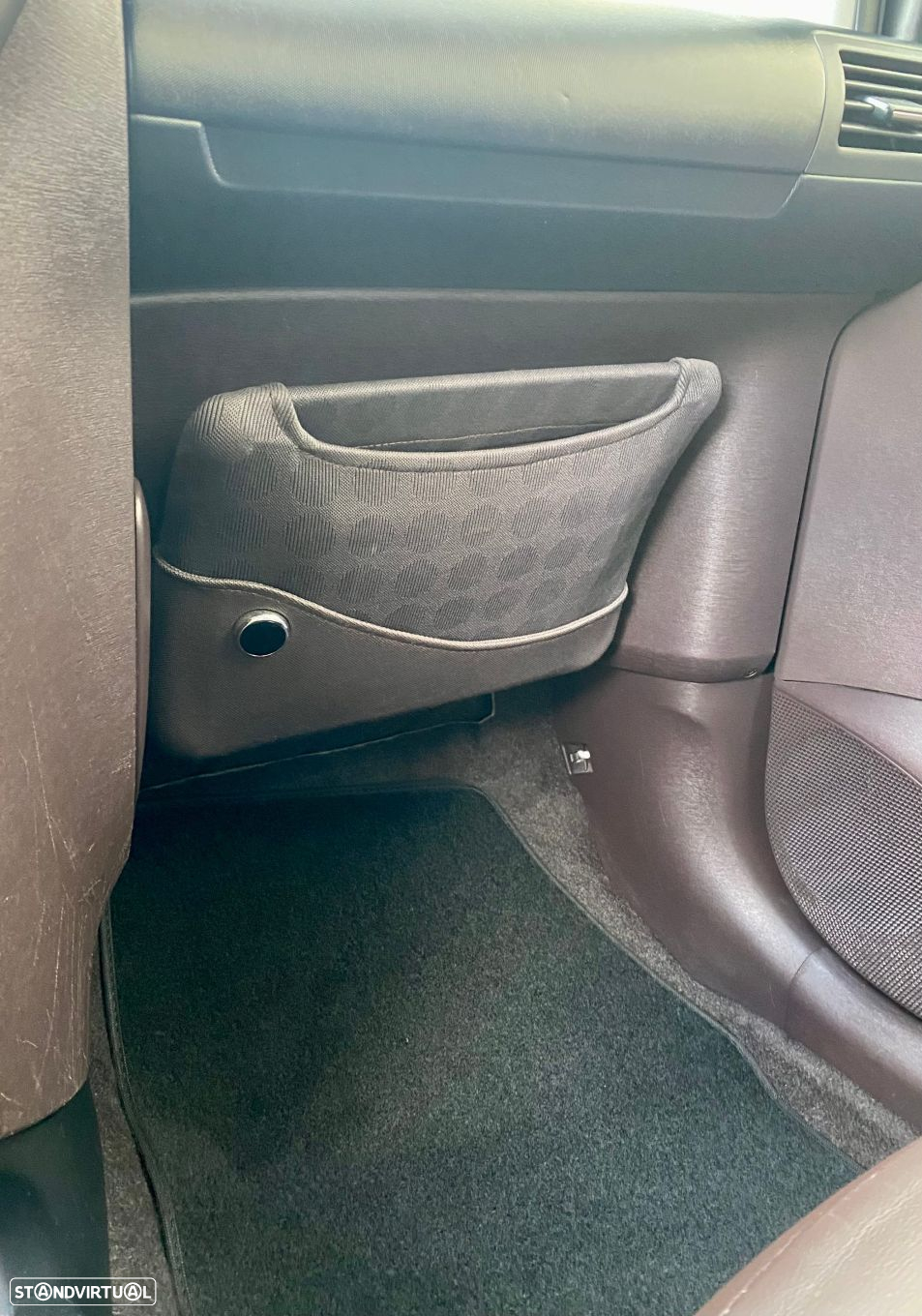 Toyota iQ 1.4 D-4D 2 NAVI+Bluetooth - 31