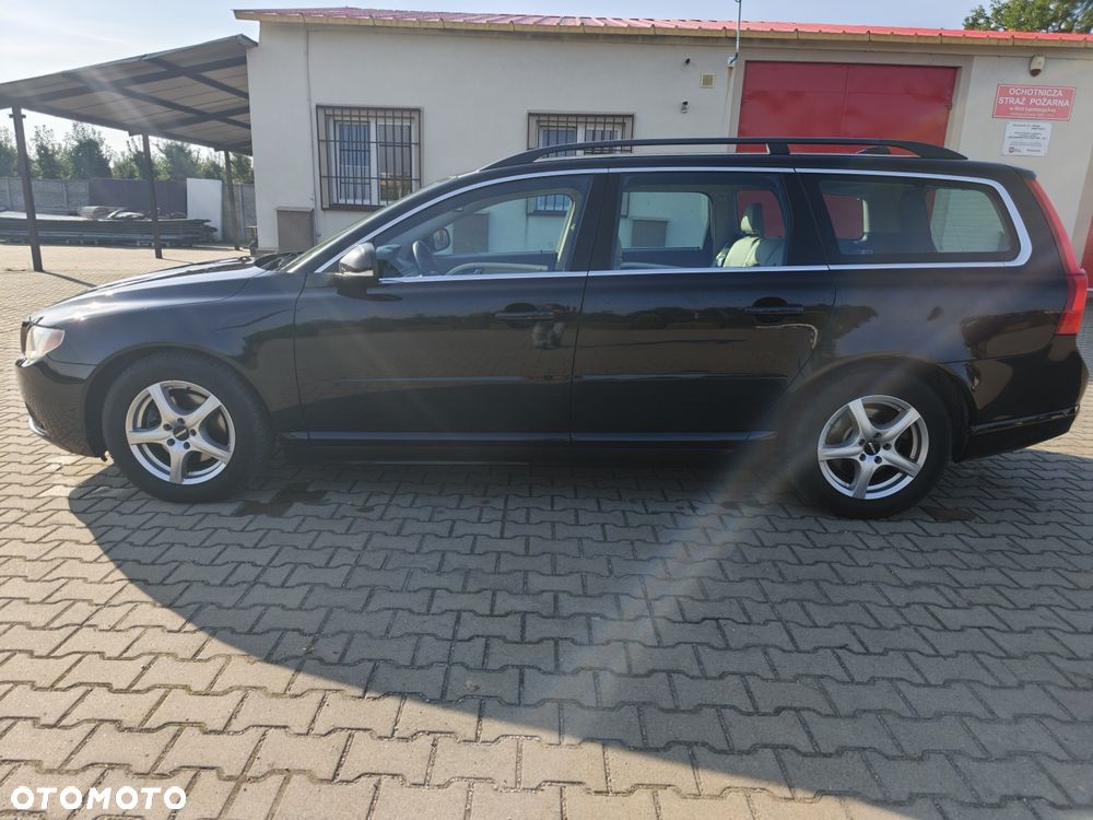 Volvo V70 - 3