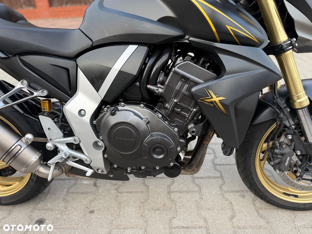 Honda CB - 7