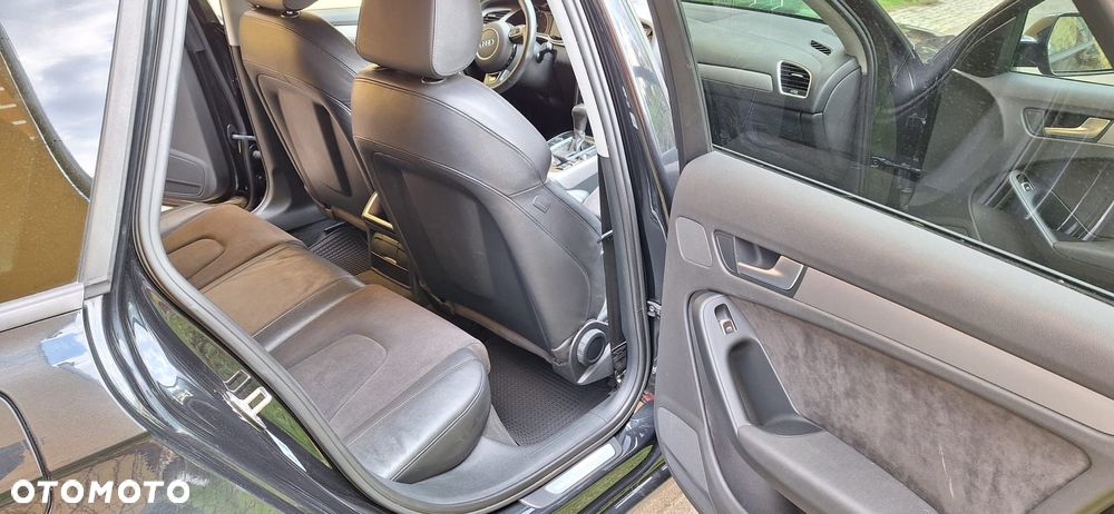 Audi A4 Avant 2.0 TDI Multitronic - 11