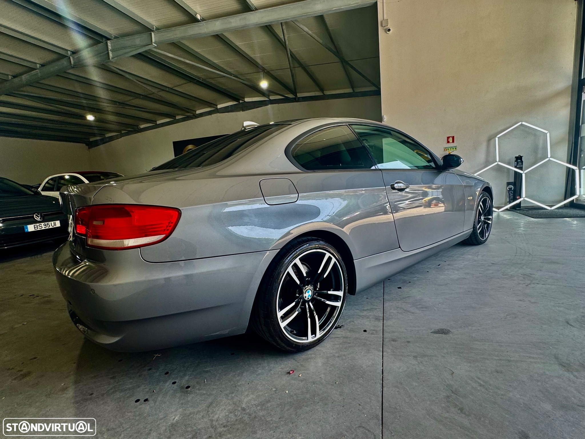 BMW 320 d Coupe - 16