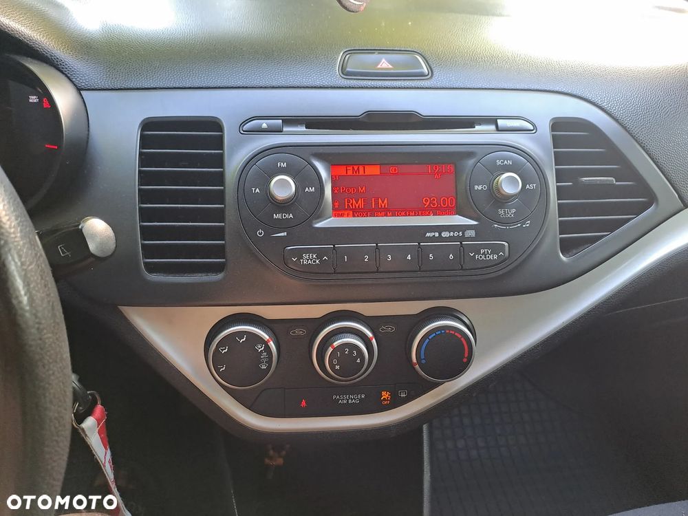 Kia Picanto 1.0 L - 13