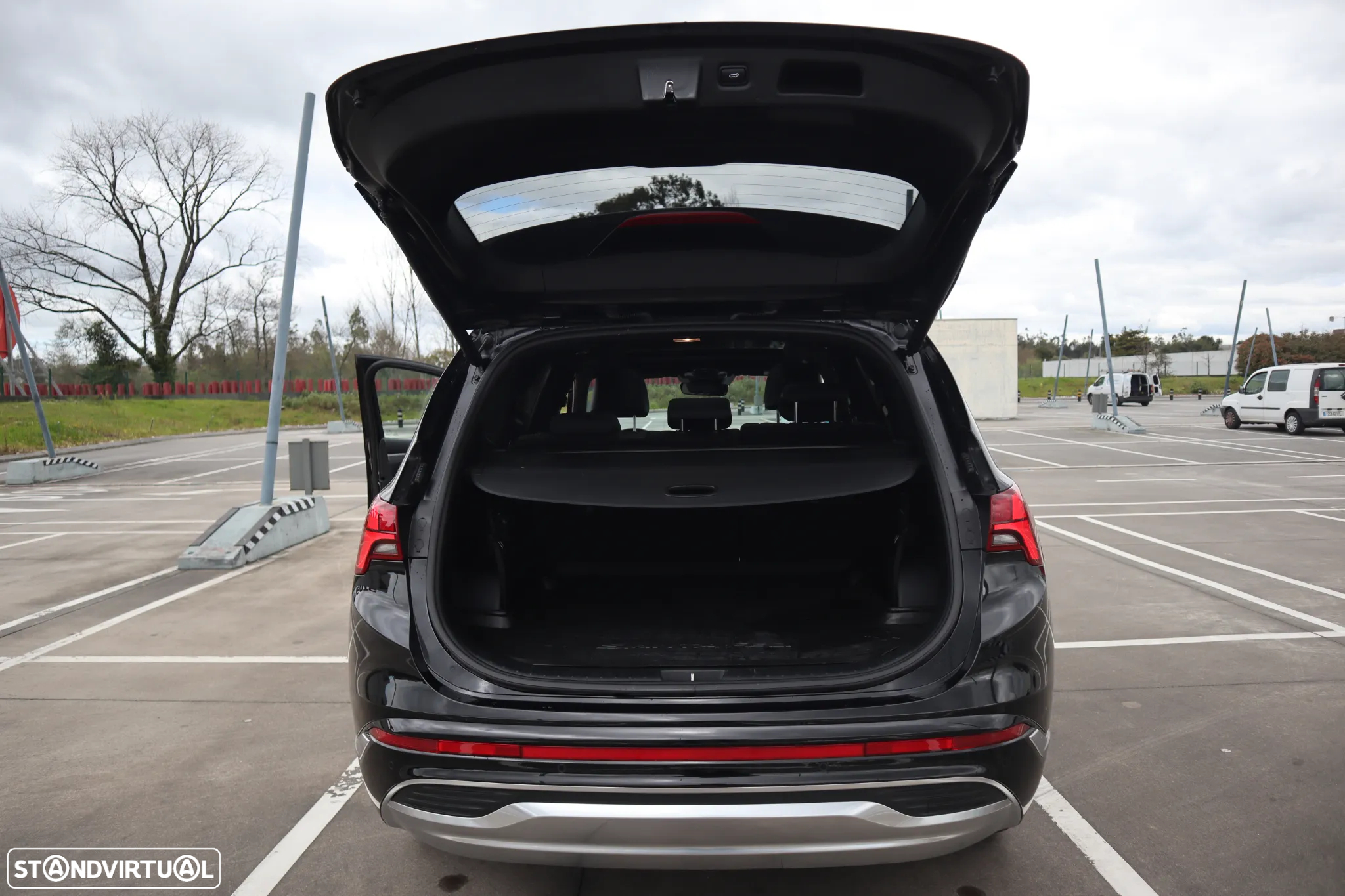 Hyundai Santa Fe 2.2 CRDi Vanguard+Luxury Pack - 17