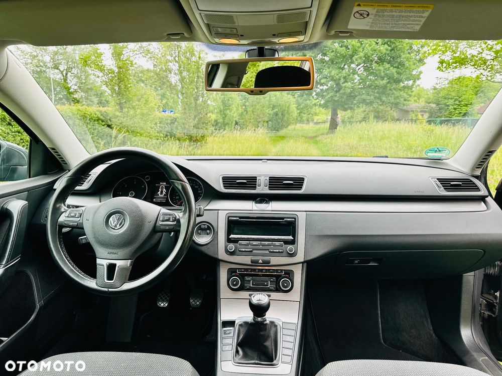 Volkswagen Passat 1.6 TDI BlueMotion Technology Highline - 10
