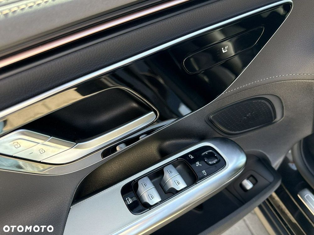 Mercedes-Benz EQE 350+ 90.5kWh - 12