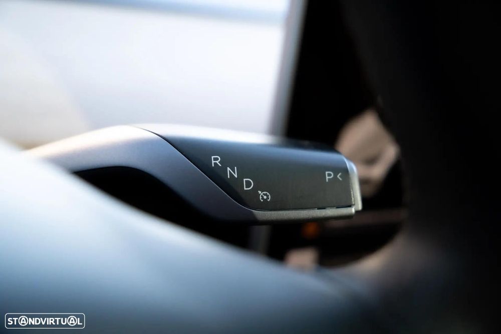 Tesla Model 3 Long-Range Dual Motor AWD - 18