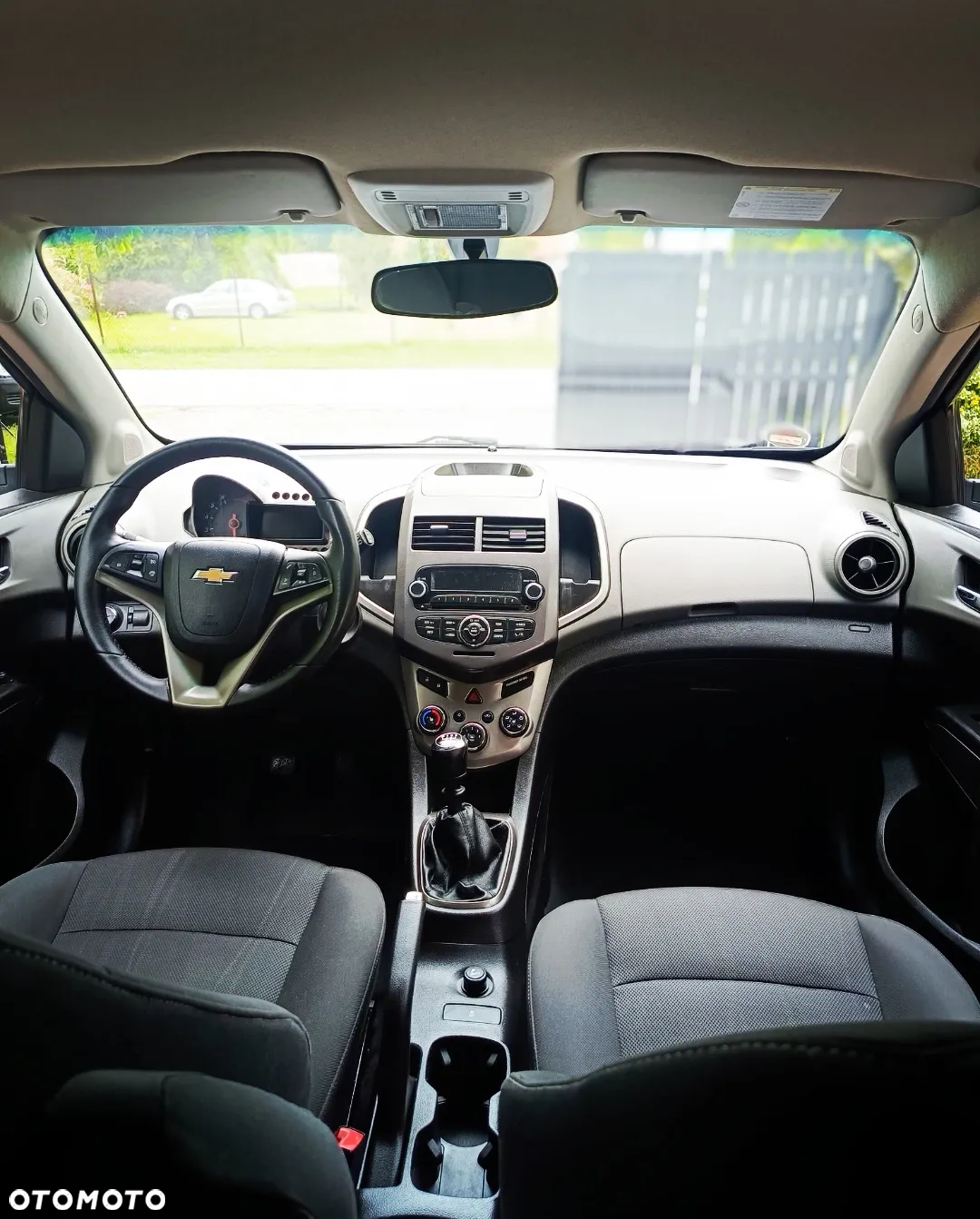 Chevrolet Aveo 1.6 LTZ - 21