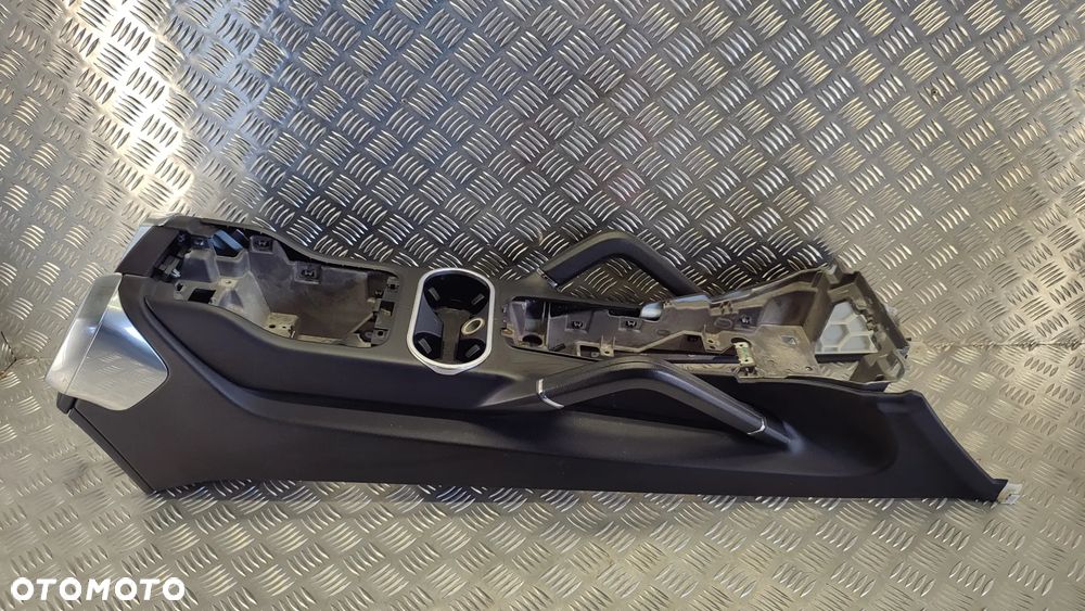 PORSCHE CAYENNE II 10-17R TUNEL ŚRODKOWY CZARNY - 1