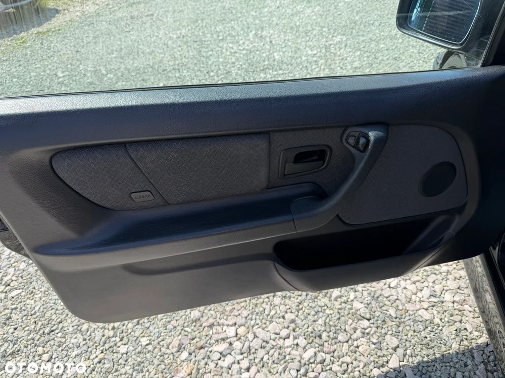 BMW Seria 3 - 26