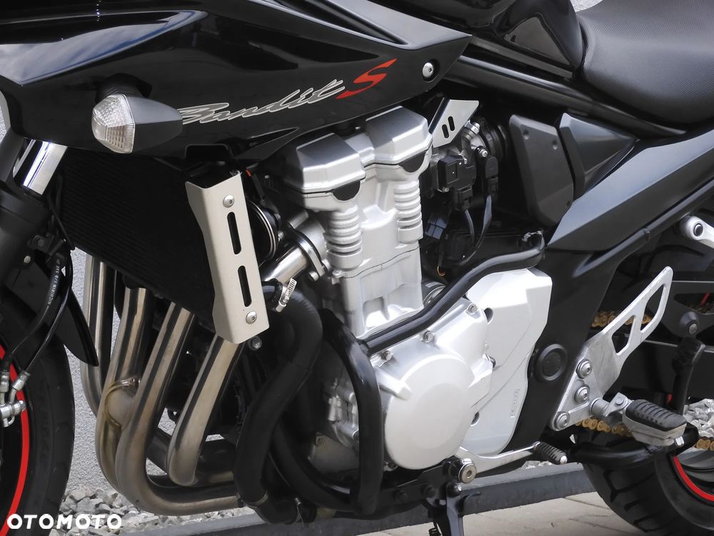 Suzuki Bandit - 32