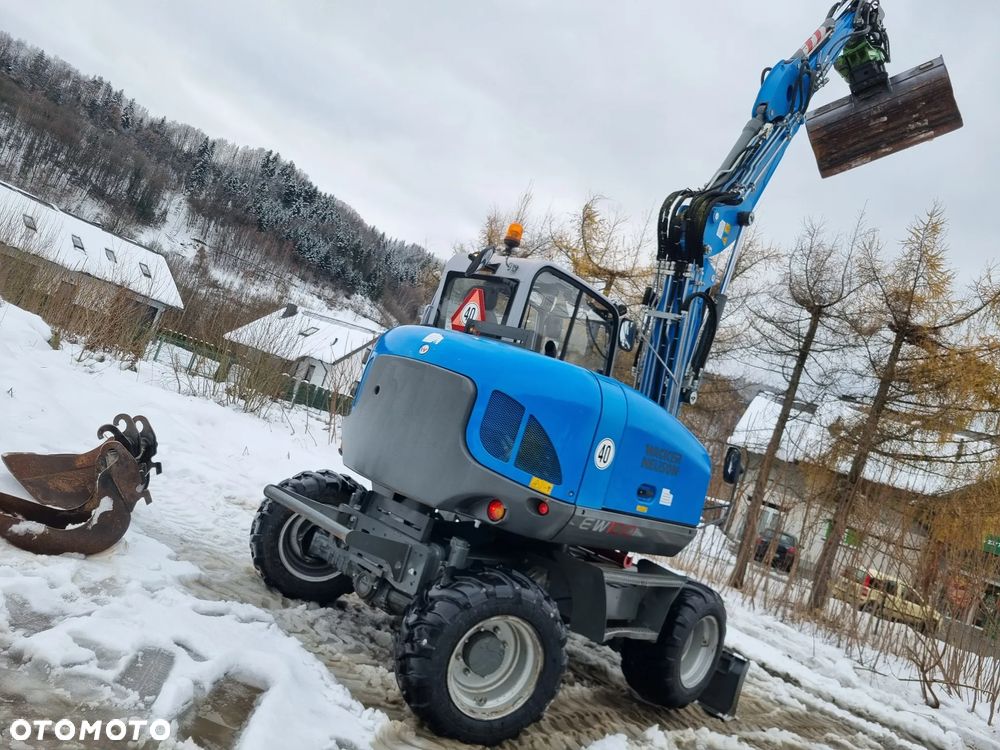 Wacker Neuson EW100 Koparka Kołowa 11 ton. 3x Ramię +ROTOTIL z regulacją szybkości+ Skosowanie Hydr+Pompa ON Łyżki. z Norwegii Jak Nowa z salonu! 2086mtg PERKINS silnik. STABILIZATORY Klima. DEKRA 2026r. Książka serwisowa. Szybkozłącze Hydr. Opcja podpięcia samego wiertła do gleby. - 6