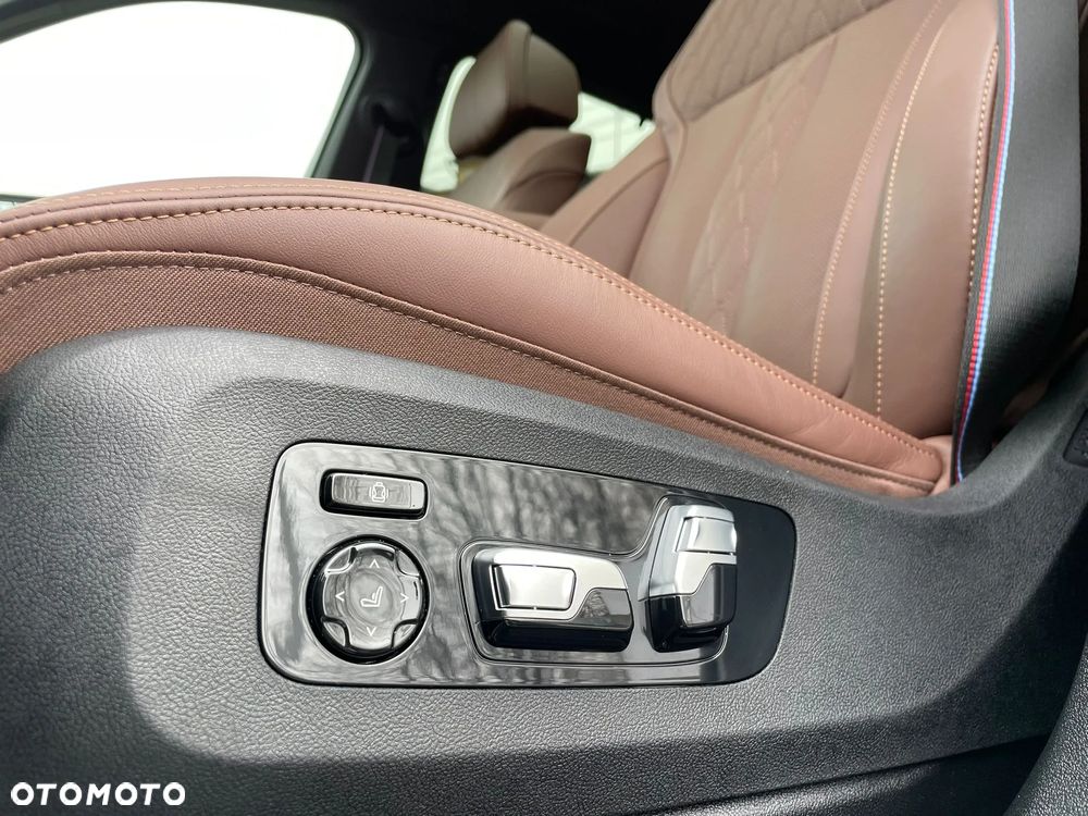 BMW X6 - 16