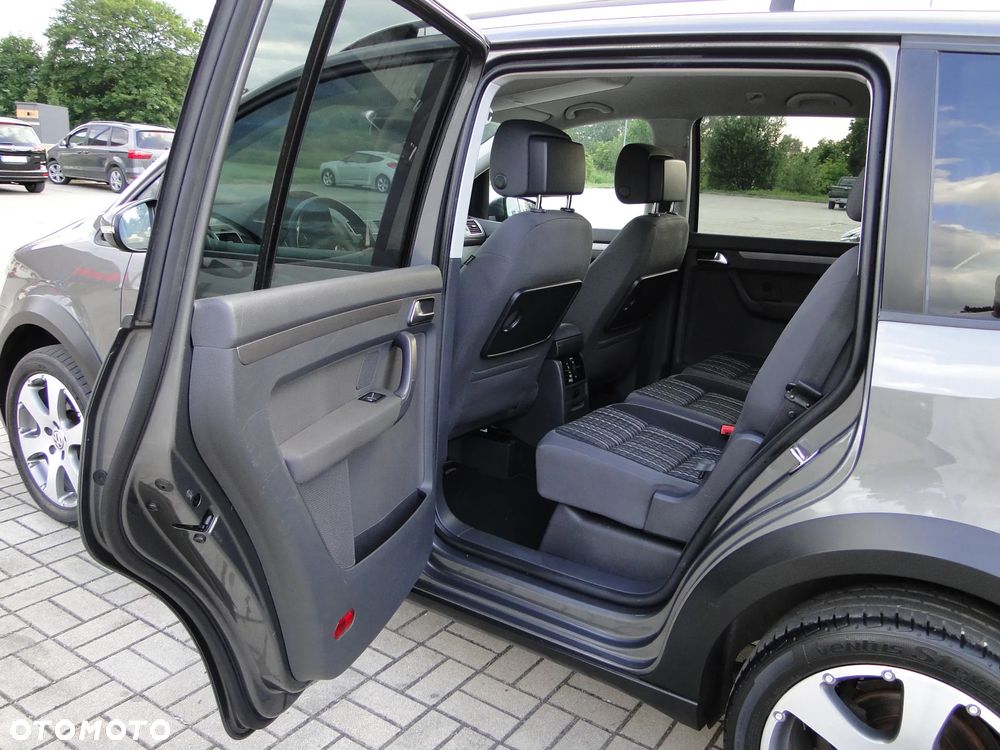 Volkswagen Touran 2.0 TDI DPF Cross - 17
