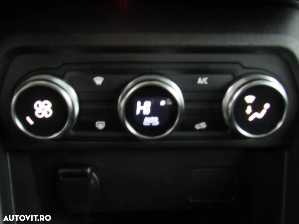 Dacia Sandero Stepway TCe 90 MT6 Comfort - 31