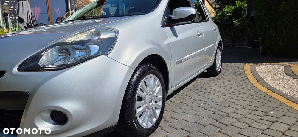 Renault Clio 1.2 TCE Authentique - 17