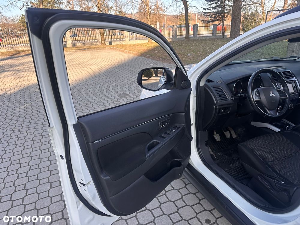 Mitsubishi ASX 1.8 DI-D 4WD Instyle - 17