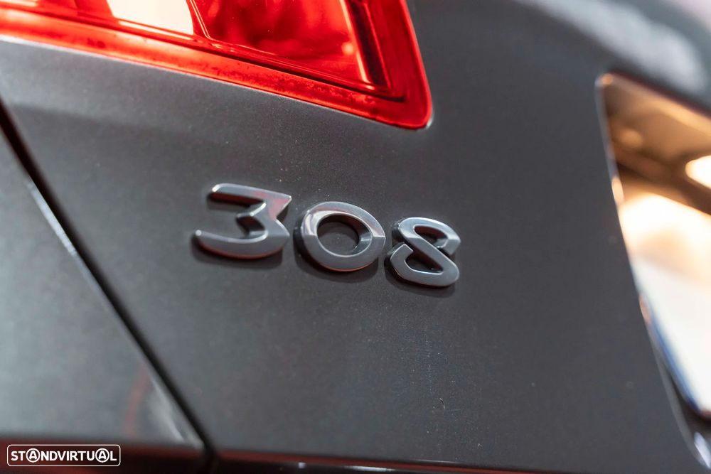 Peugeot 308 1.2 PureTech Style - 20