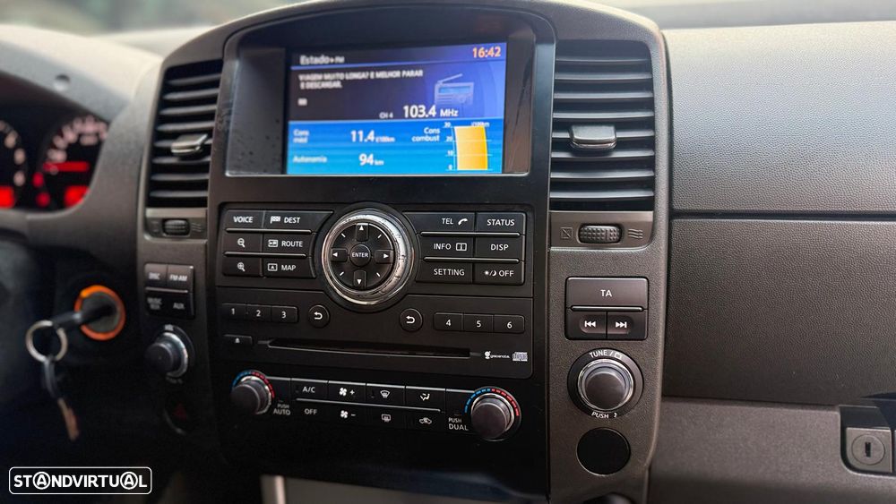 Nissan Navara 3.0 dCi V6 CD LE AT 4WD - 14