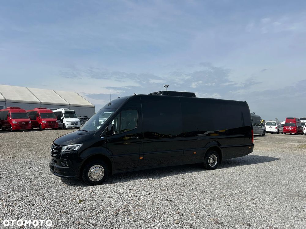 Mercedes-Benz Sprinter 519 - 11
